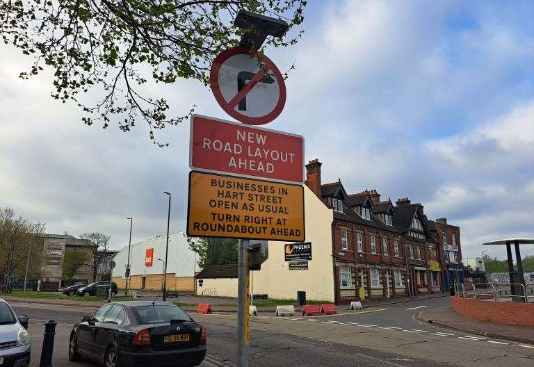 There is no right turn into Hart Street at the entrance near the Broadway in Maidstone