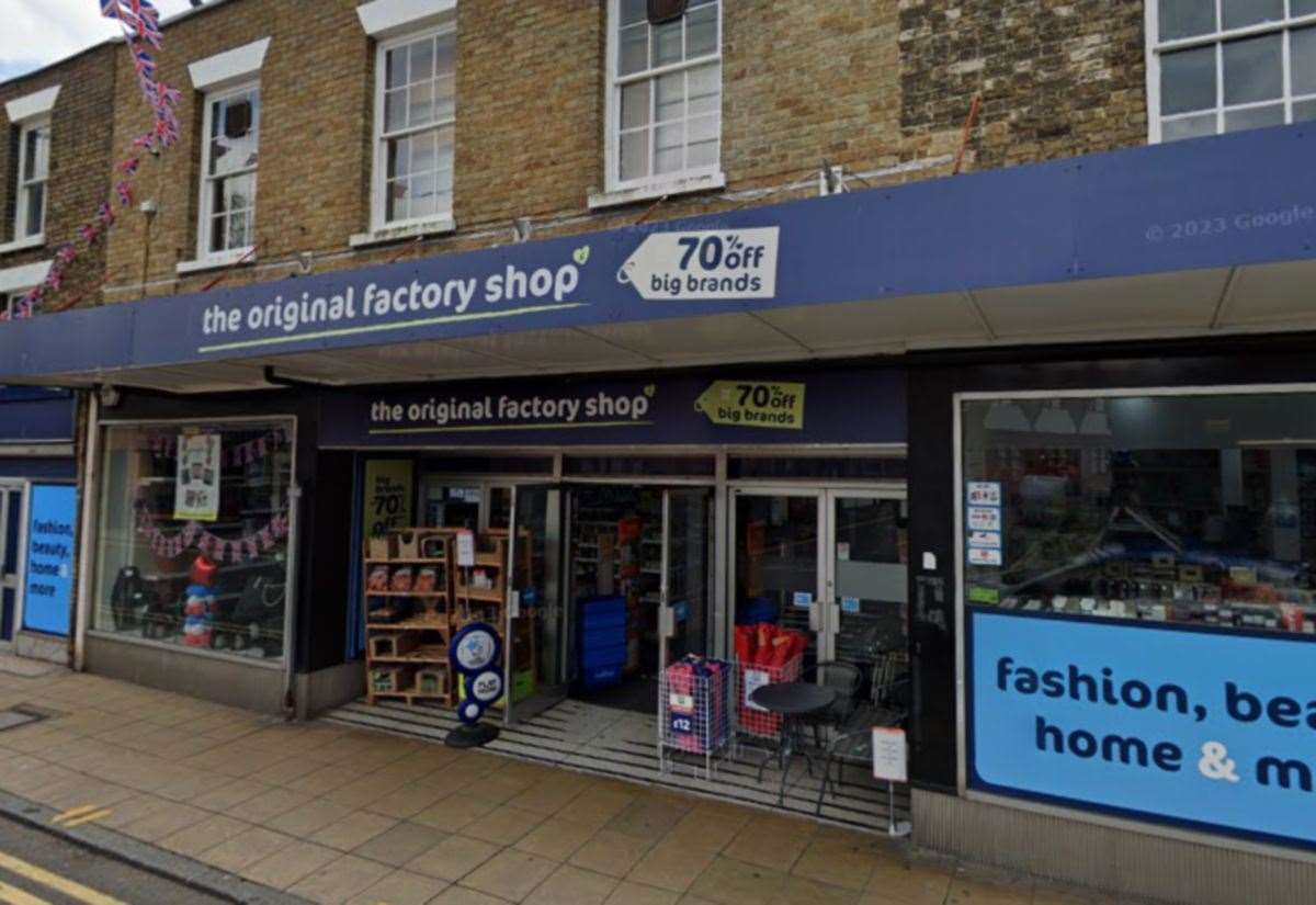 Sadness as popular discount store set to shut next month