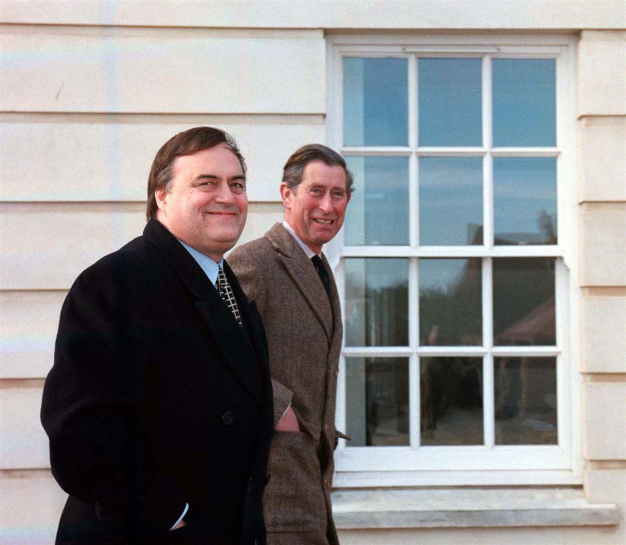 The then Prince of Wales and deputy leader of the Labour Party John Prescott touring Poundbury, Dorchester, in 1998 (Barry Batchelor/PA)