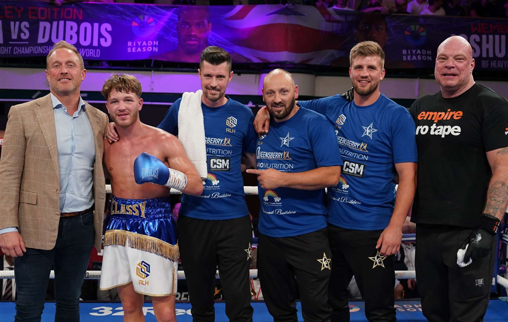 The team behind Charlie Hickford’s latest win, Francis Warren (manager), Dan Woledge Snr (head coach), Steve Hickford (coach), Dan Woledge Jnr (coach) and Jason Fielding (cutsman) Picture: Stephen Dunkley / Queensberry Promotions.