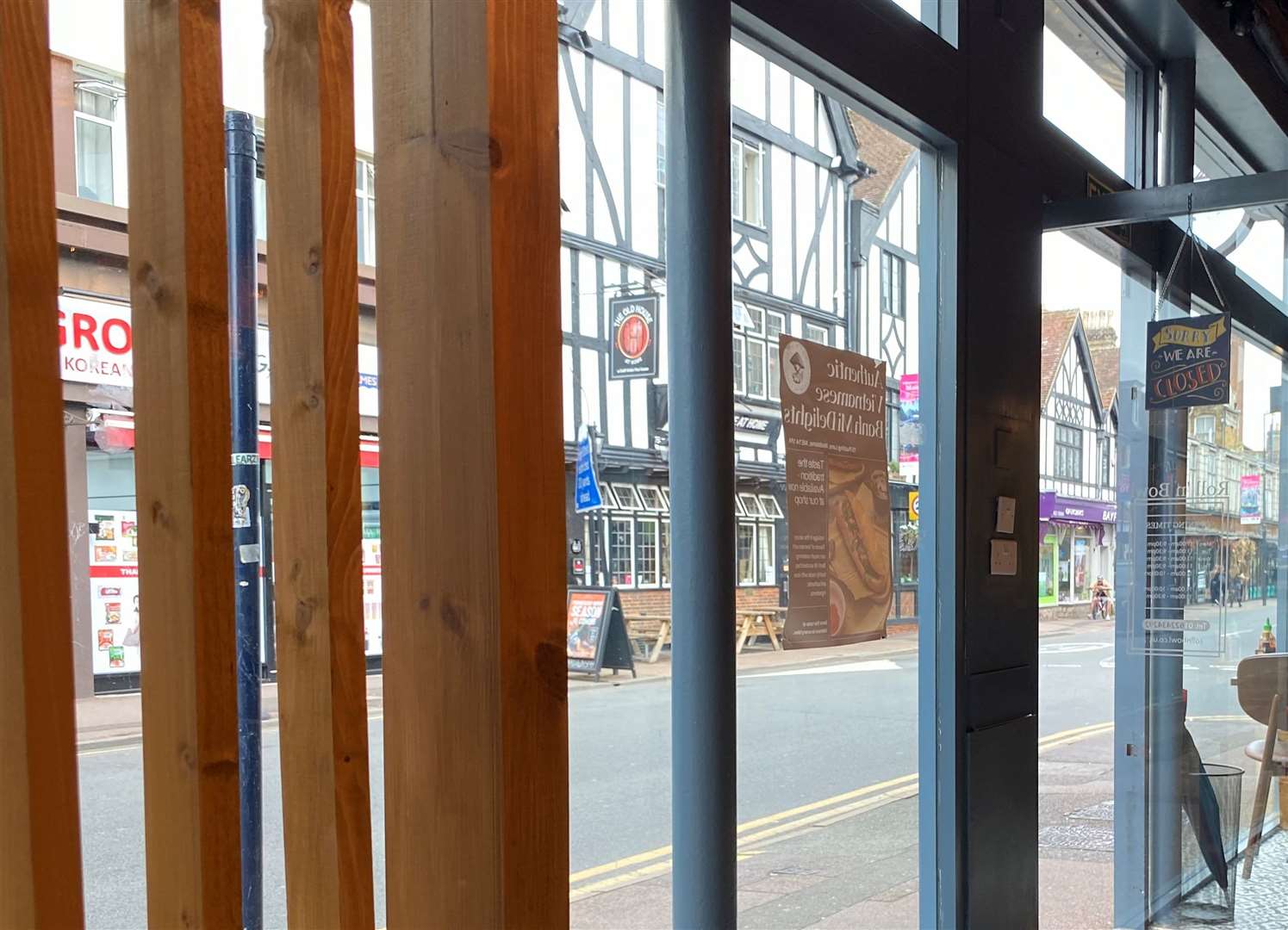 A bit more privacy was needed at the front of the restaurant or on the windows