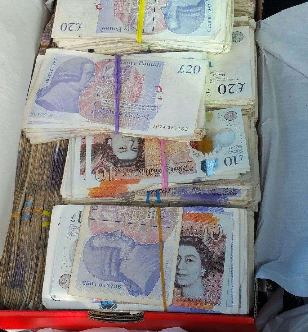 Ashford Thousands Found Crammed In Shoebox After Car Stopped In - the money was found in a shoebox picture kent police