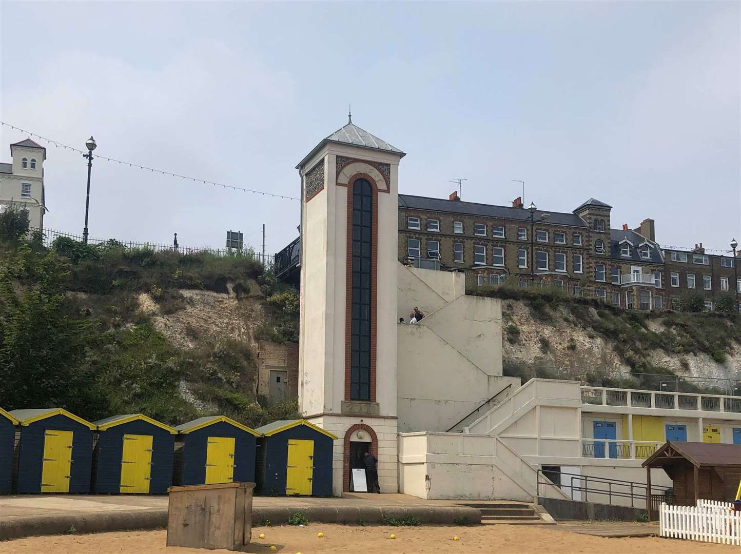 Viking Bay lift in Broadstairs remains closed