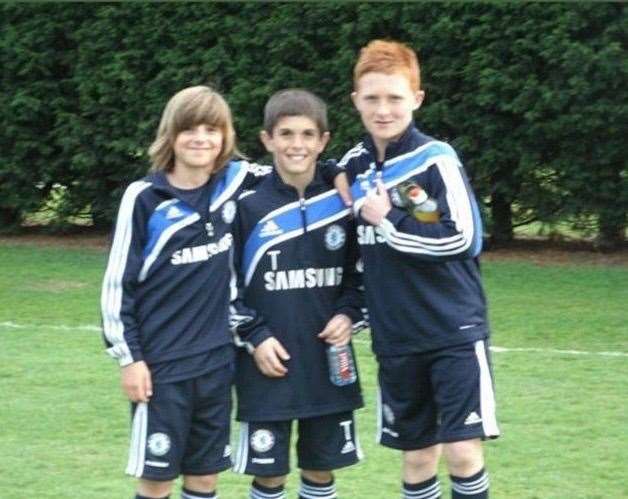 Tom Carlton (right) pictured with future Chelsea stars Mason Mount and Christian Pulisic. Picture: Twitter/@cpulisic_10