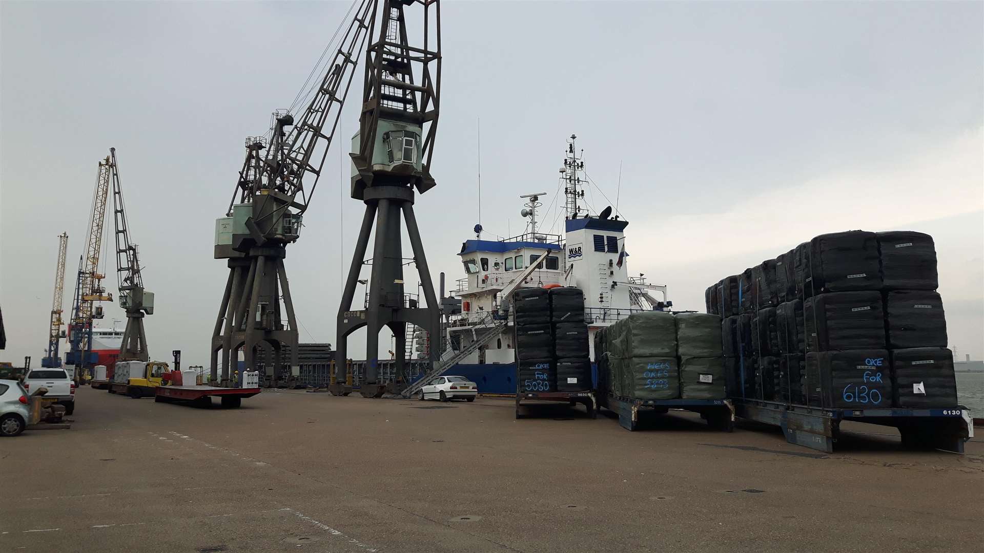 Unloading at Peel Ports Sheerness Docks (1615035)