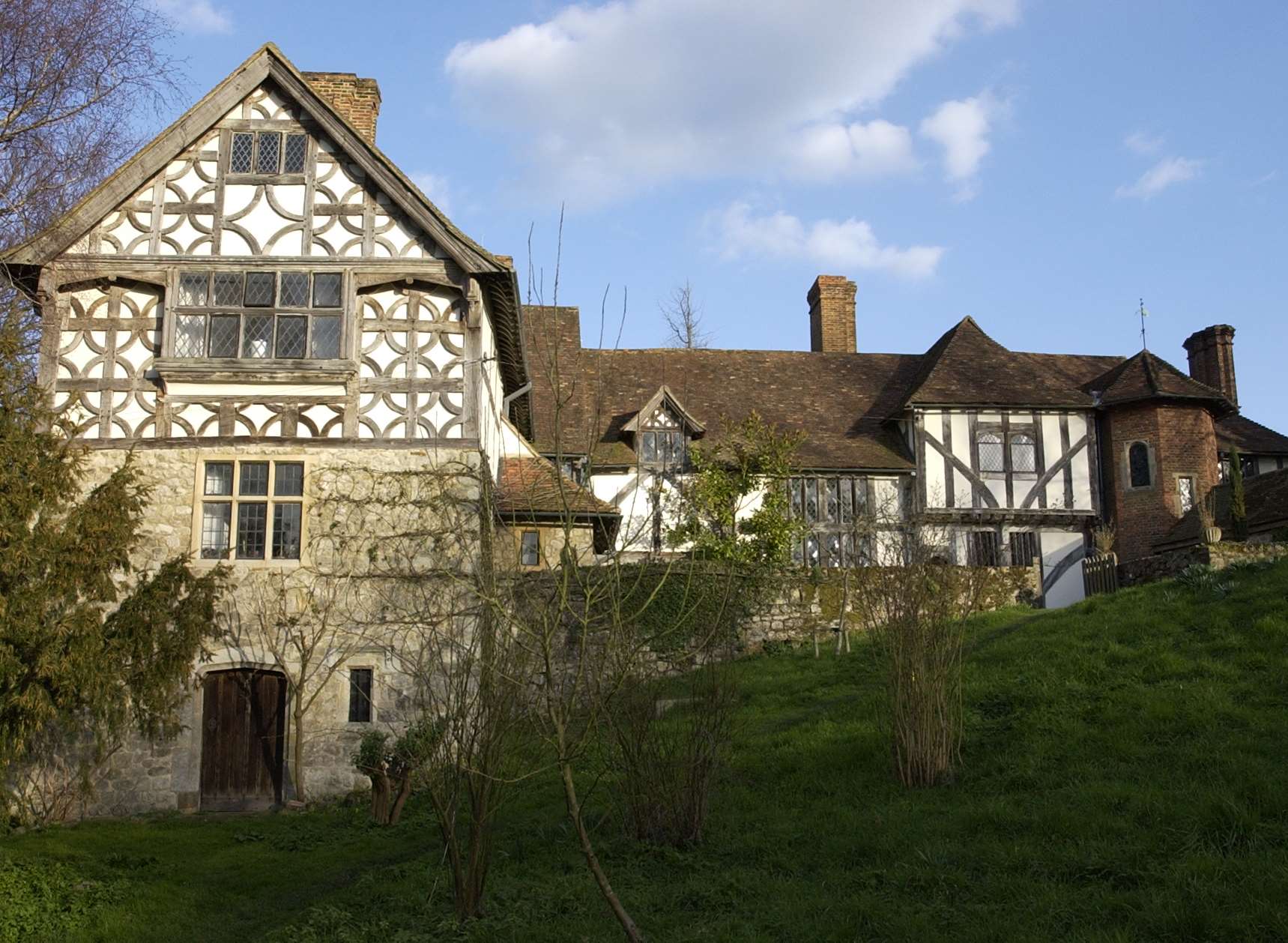 Medieval The National Trust Mansion Stoneacre For Rent