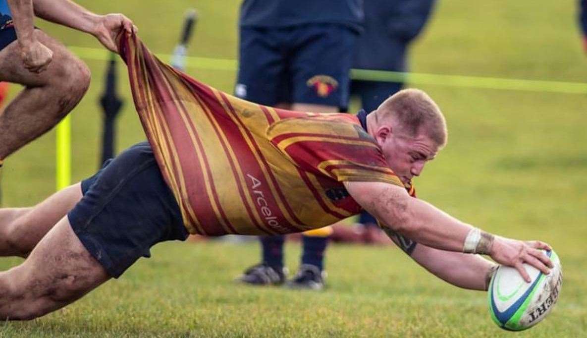 Medway’s Todd Johnson touches down on Saturday. Picture: Jake Miles