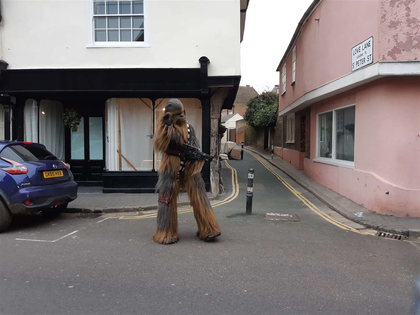 People couldn't believe their eyes as Chewbacca wondered down Strand Street (6015586)