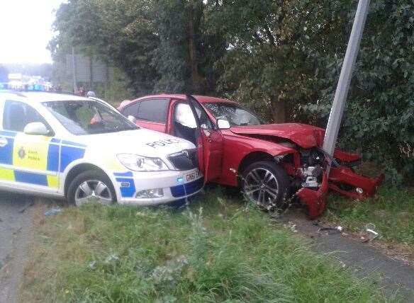 The car crashed into a lamppost