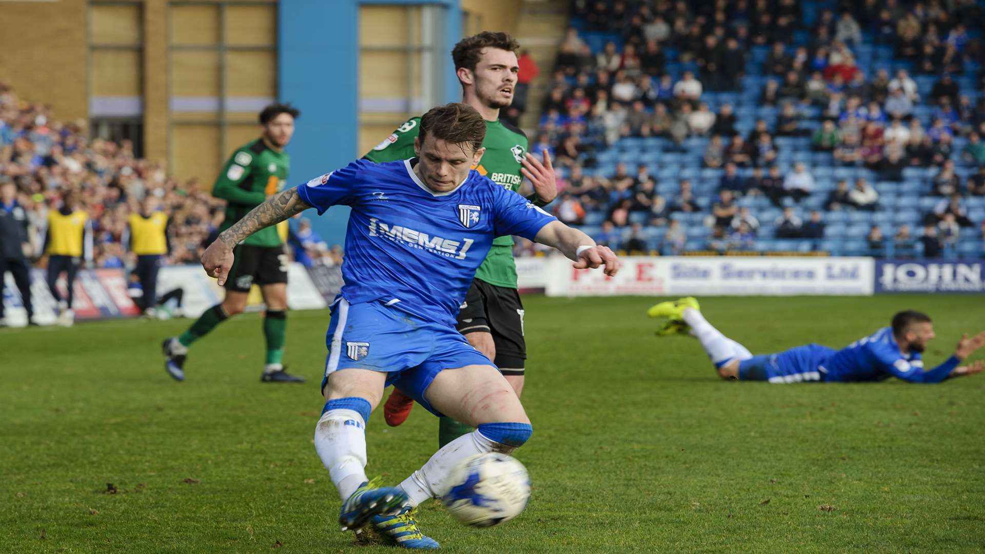 Mark Byrne looks for a blue shirt Picture: Andy Payton