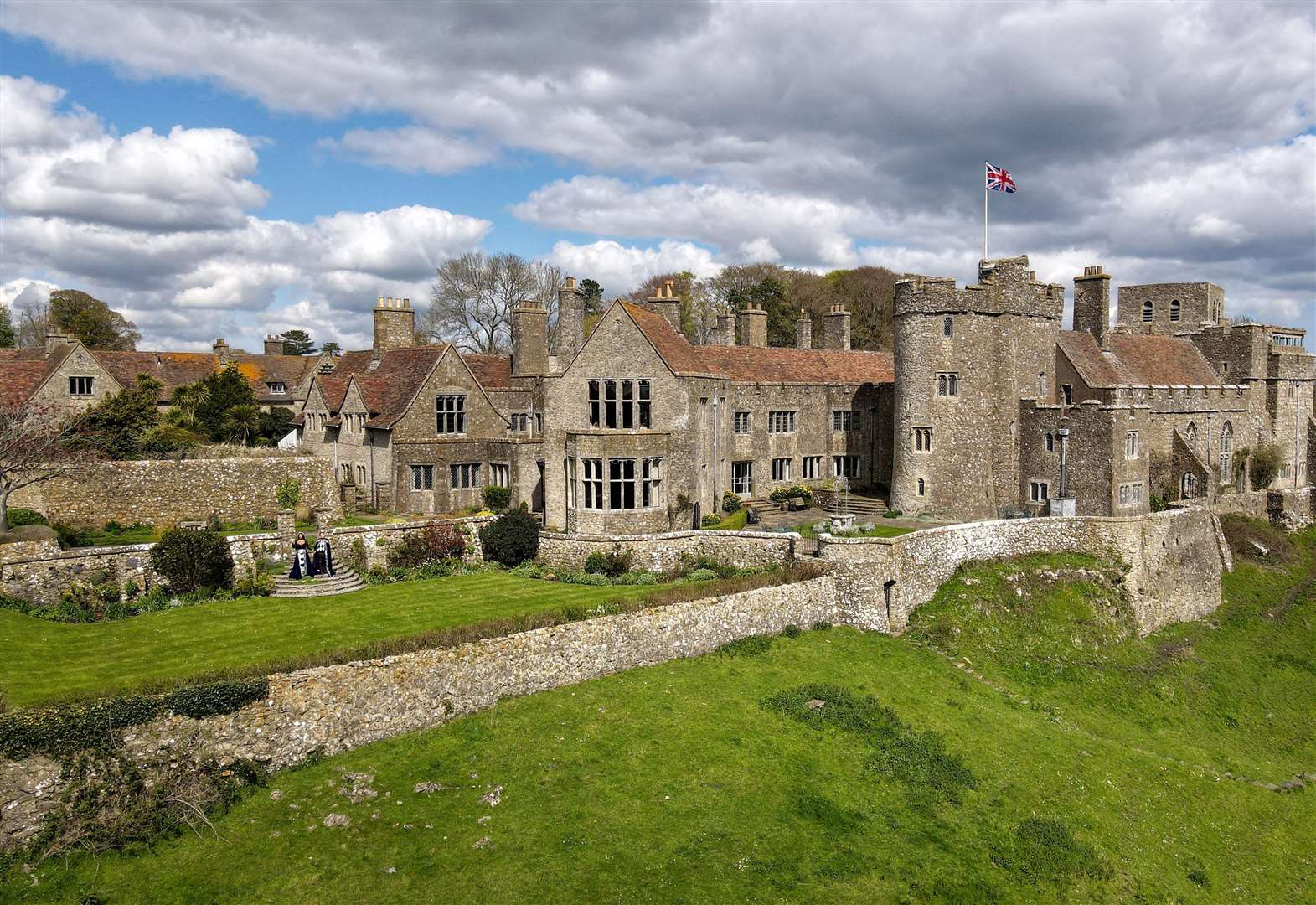 Lympne Castle sold for £5.5m in February 2023