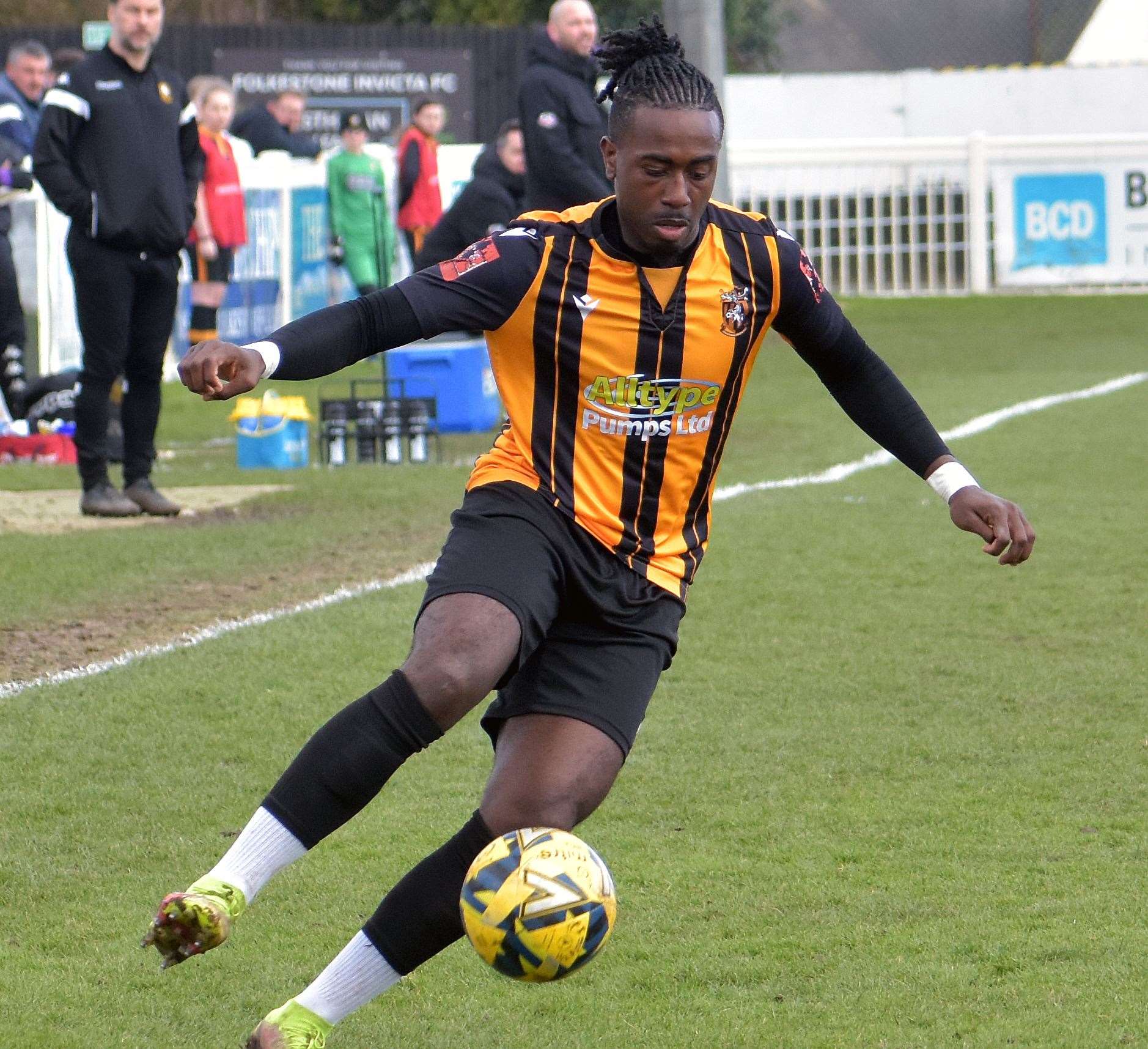 Joint head coach Roland Edge says the pressure is off Folkestone