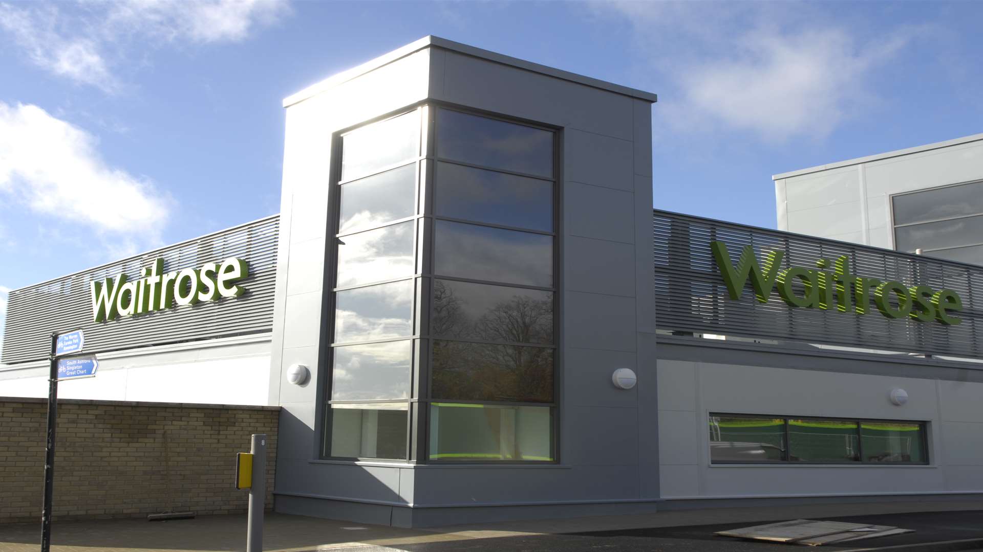 Waitrose store in Repton Park