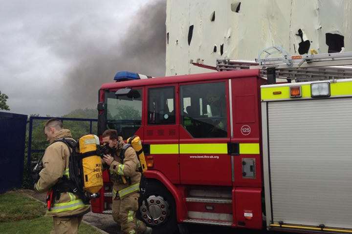 The building on fire on The Avenue, Greenhithe