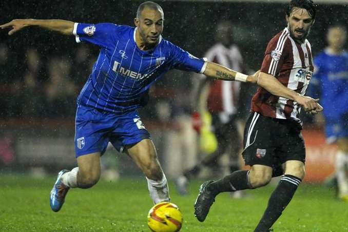 Craig Fagan pushes forward in search of a goal