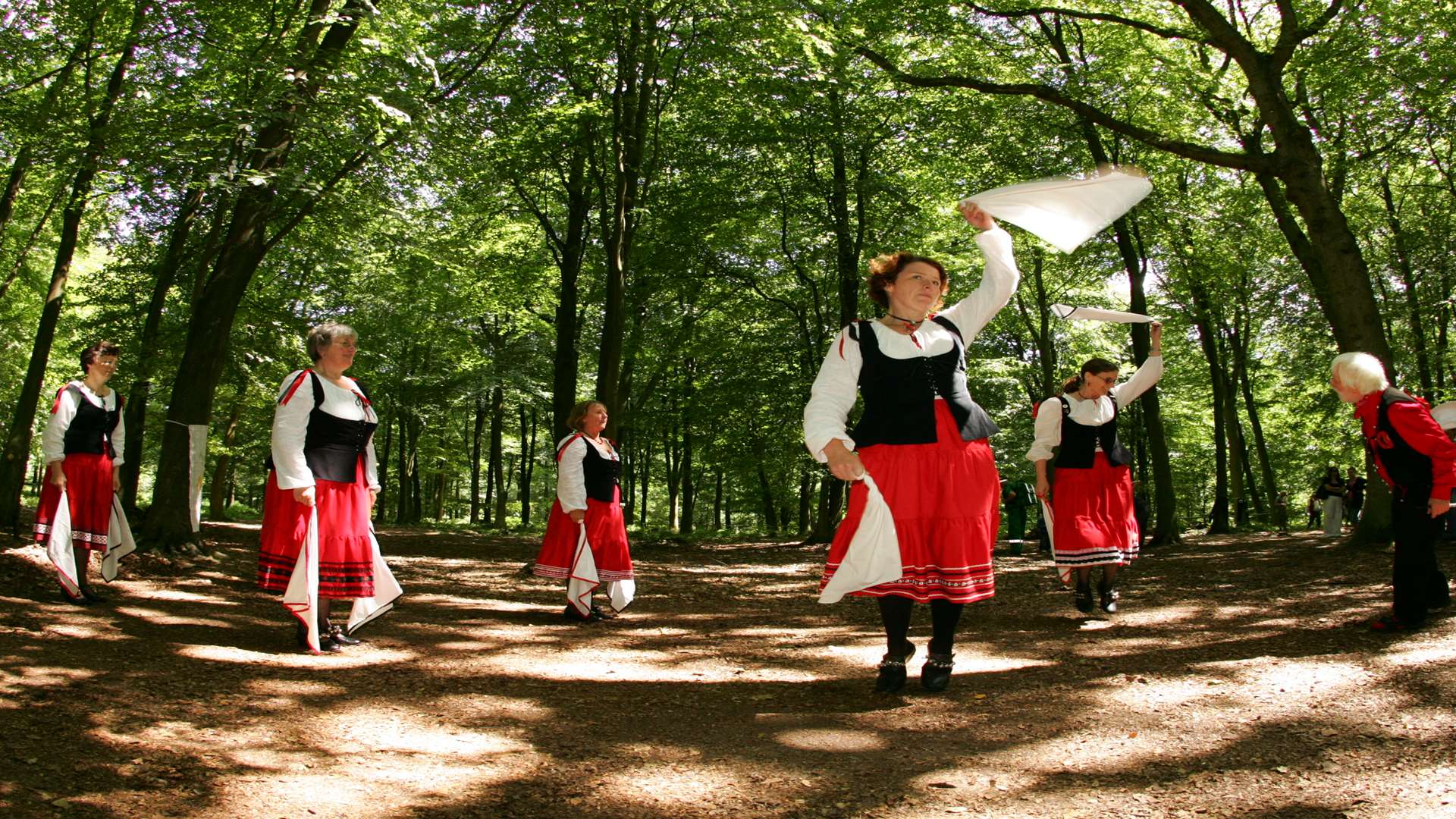 Headcorn Morris at the summer arts event in 2009