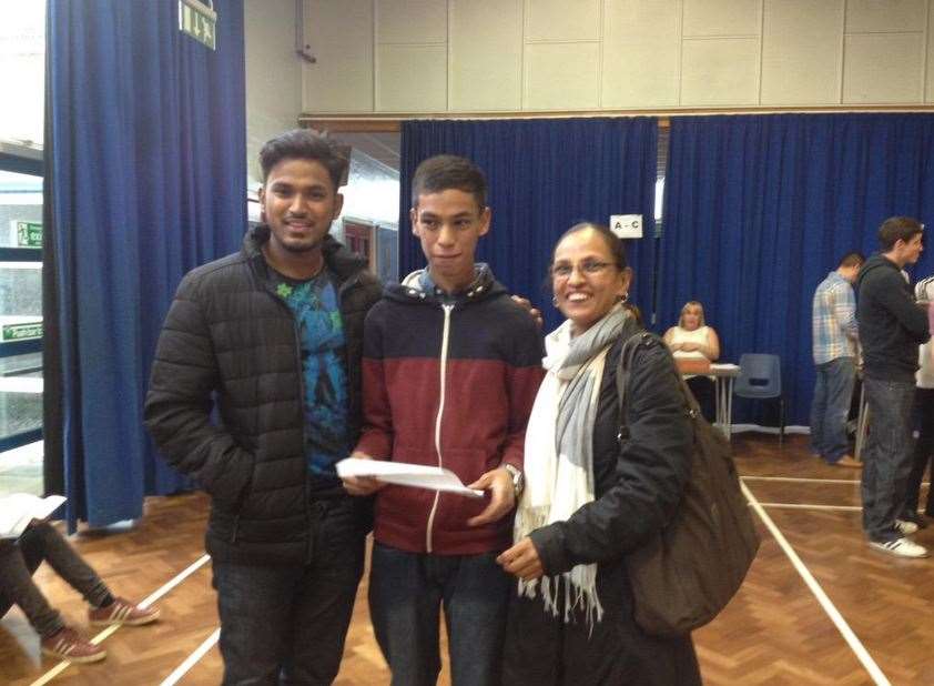 Rabey Chowdhury with mum Sadika and big brother Tahmid