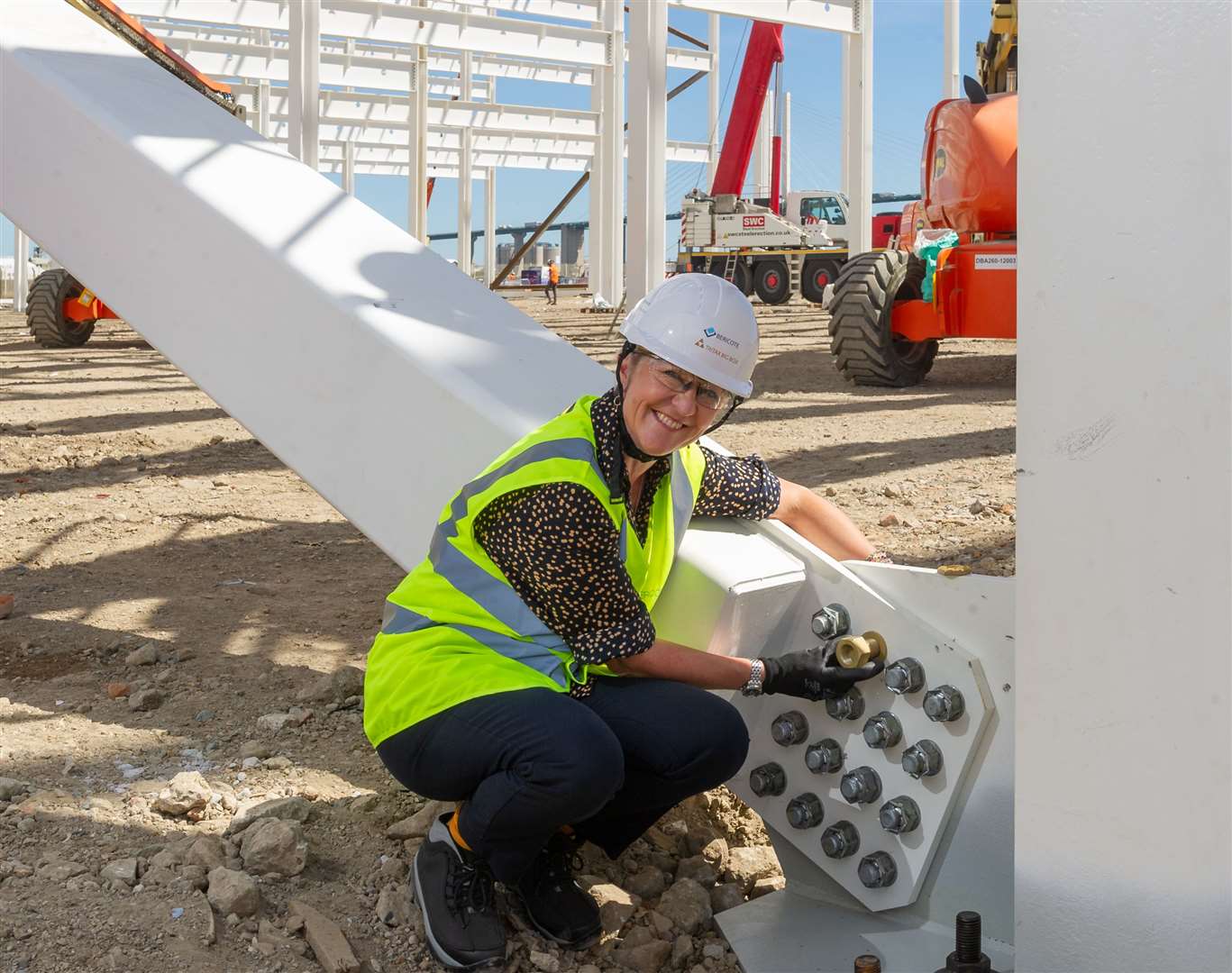 Amazon confirms "Mega Box" warehouse near the Dartford Crossing set to open this summer