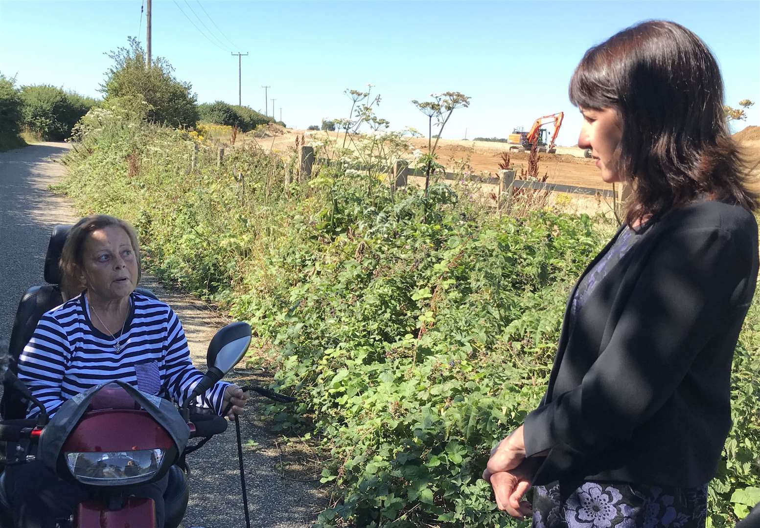 Labour Brexit spokeswoman Rachel Reeves meeting local resident Carla Hopkins during her visit to the site in Ashford, Kent recently purchased by the Government as it gears up for possible trade frictions as a result of leaving the EU (Michael Drummond/PA)