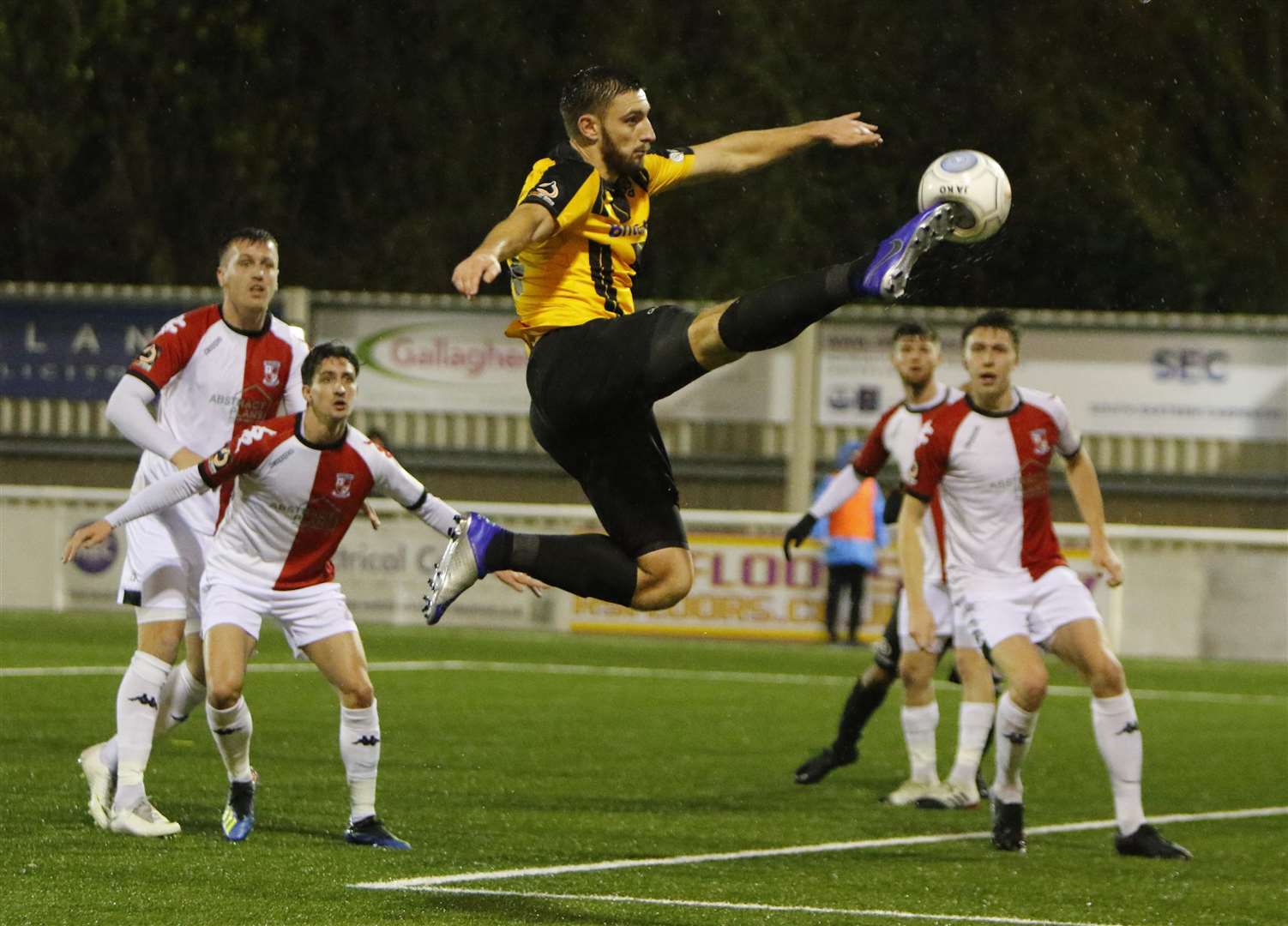 sheerwater-0-woking-3-first-half-team-woking-2021-22-photos