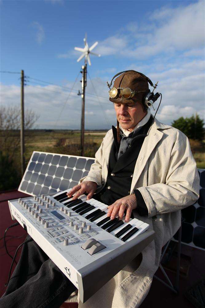 Thomas Dolby.