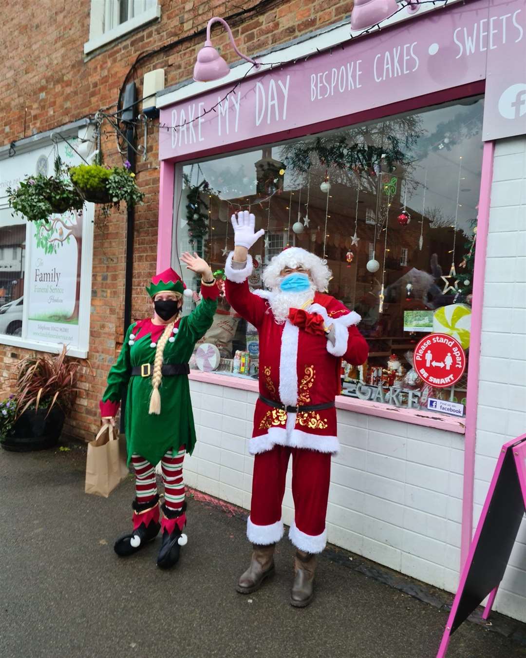 Richard and Victoria Berry from Bake My Day gave many Headcorn villagers a very happy Christmas