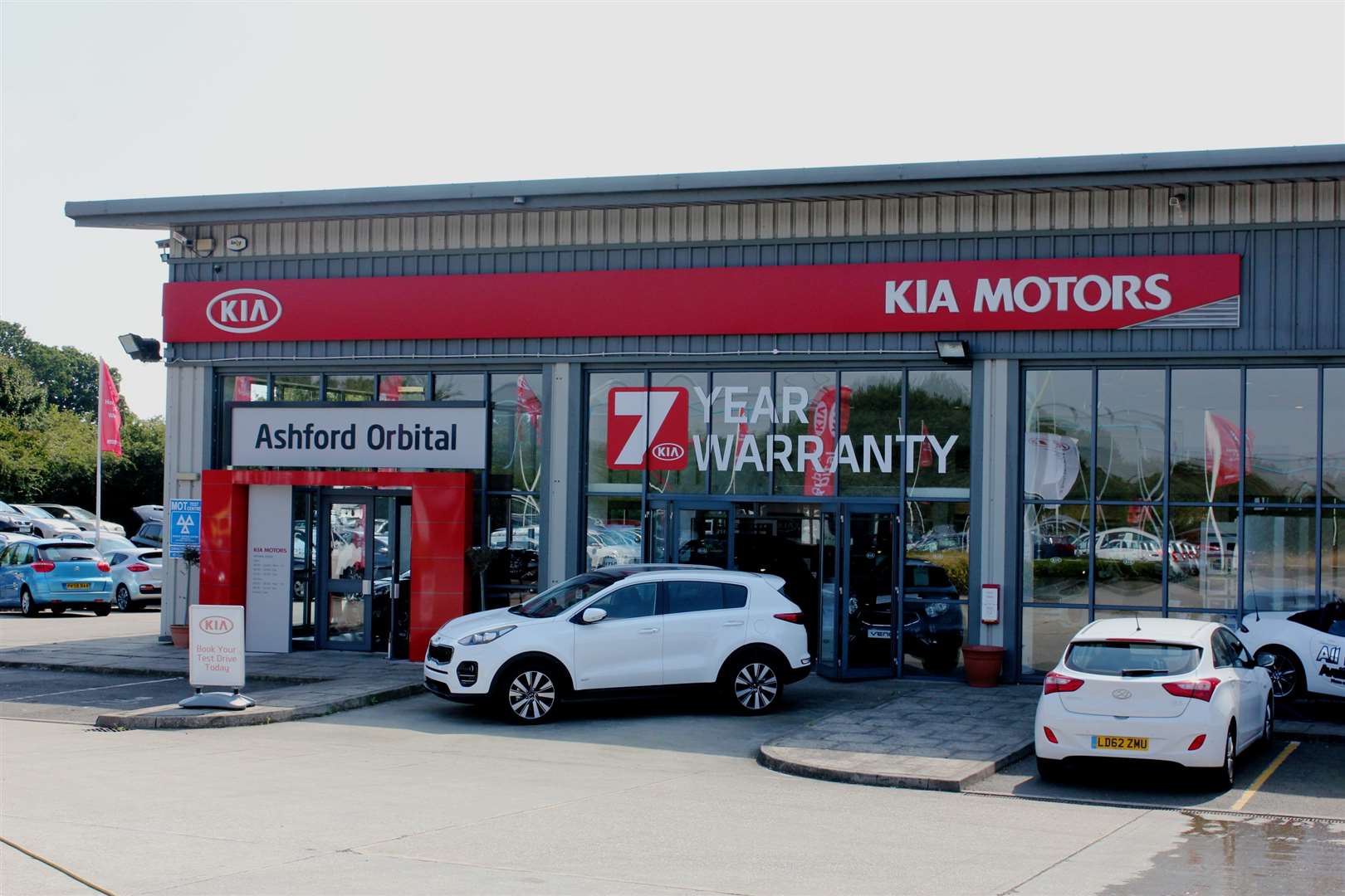 Ashford Orbital Automotive has renovated its showroom