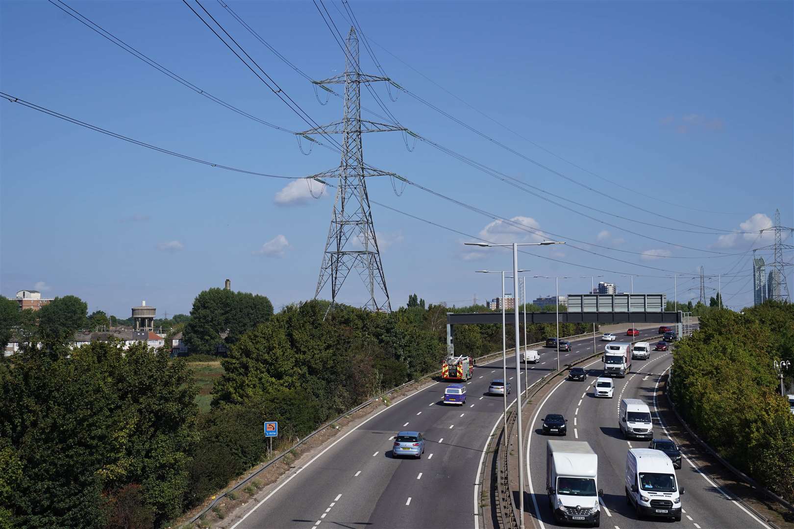 People living near new electricity pylons could receive £1,000 off their annual energy bills in an effort to quiet opposition to new grid infrastructure (Stefan Rousseau/PA)