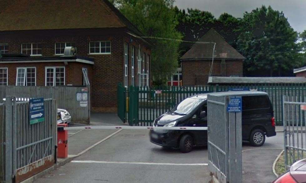 Families heading to South Borough Primary School often need to cross the busy Loose Road