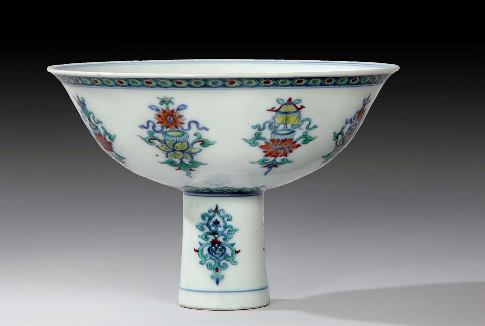 A rare Chinese porcelain Doucai 'chicken cup' sold for £155,000