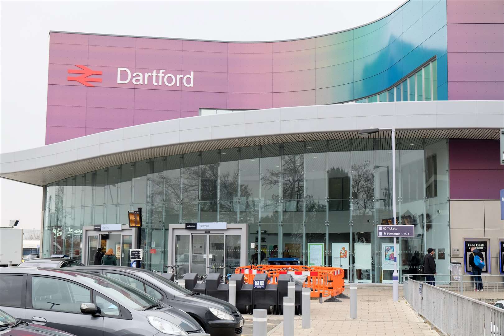 Dartford Town Centre. STOCK. Dartford Railway Station. Picture: Matthew Walker FM4250907 (6607110)