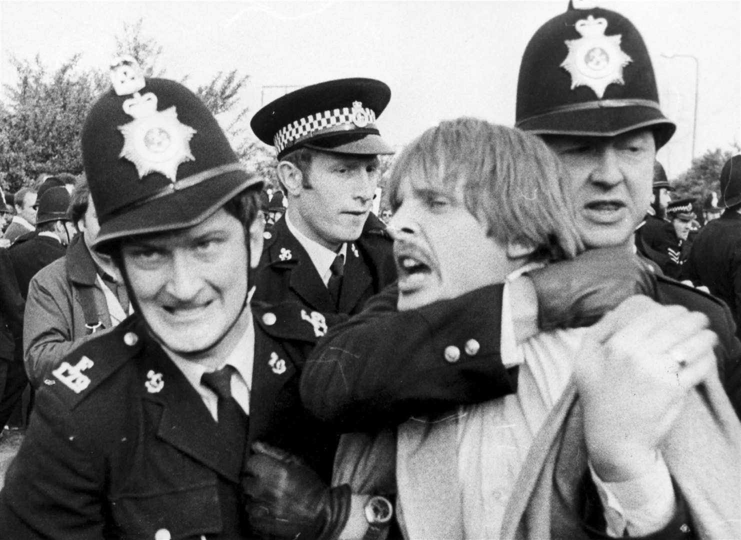 Police arresting a striking worker outside the Grain Power Station in June 1980. The dispute was over wages, working conditions and flexibility of labour