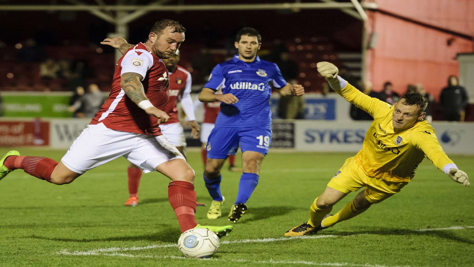 Danny Kedwell opens the scoring for Fleet Picture: Andy Payton