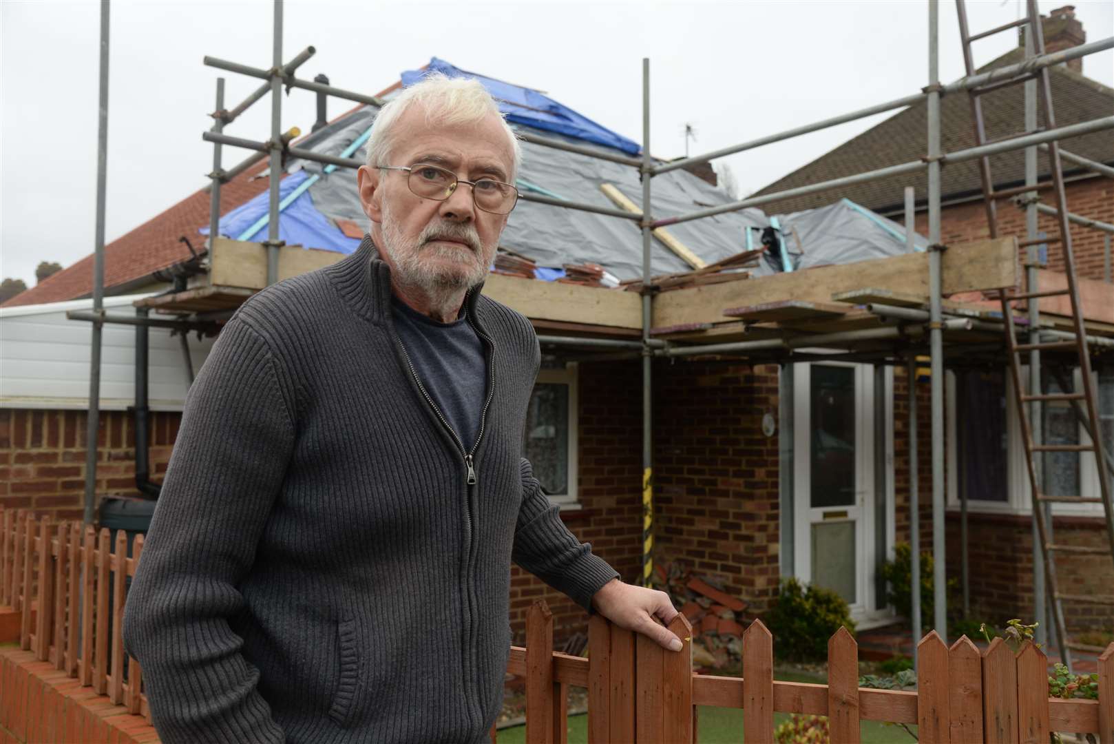 Kind tradesmen repair roof of duped Strood couple Malcolm and Jill Bishop