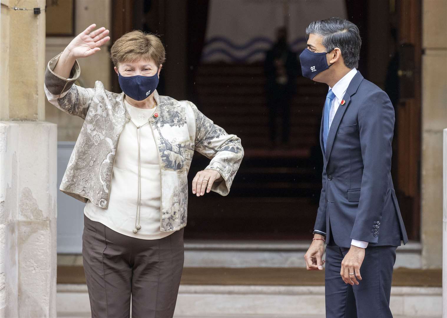 Rishi Sunak welcomes Kristalina Georgieva, from the IMF, to the meeting in London (Stefan Rousseau/PA)