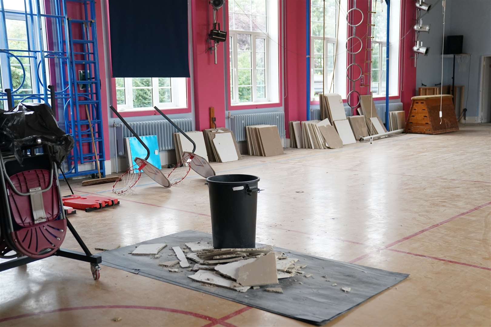 Damage inside Parks Primary School in Leicester which has been affected with sub-standard reinforced autoclaved aerated concrete (Jacob King/PA)