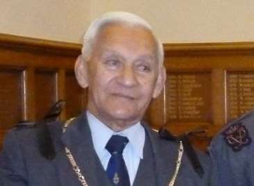 Cllr Deryck Murray