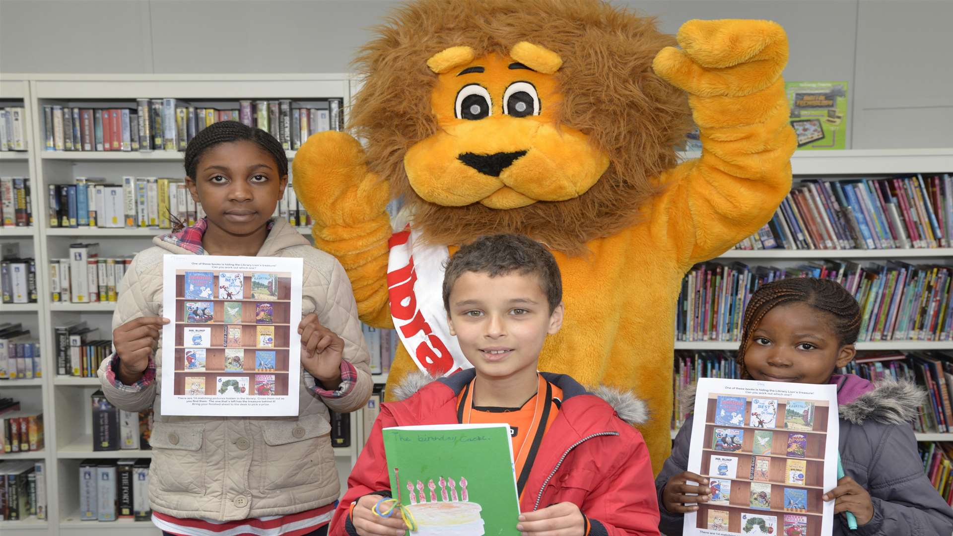 The Library Lion with Tomi Onabanjo, 10, Luciano Campisi and Dara Onabanjo, six