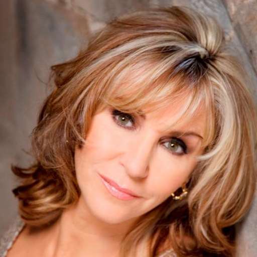 Lesley Garrett