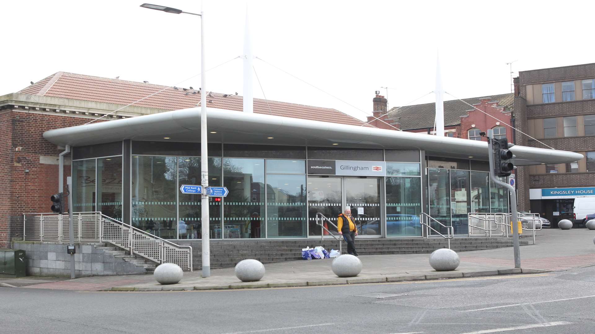 Gillingham Railway Station stock image