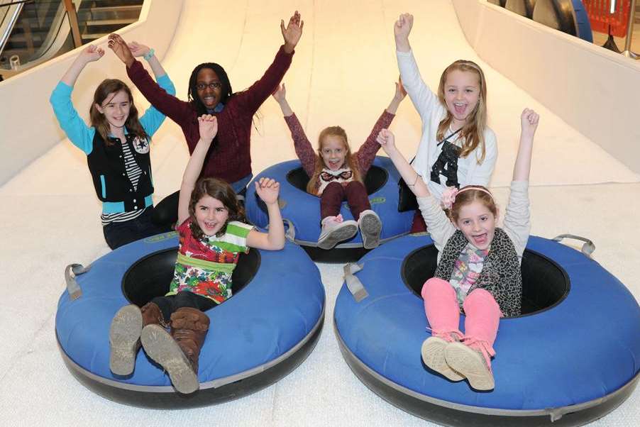 Bluewater, Winter Wonderland. L/R, Katy Lawrance 10, Imani Irinoye 11, Ellie Lawrance 8, Kate Stacey 10, Alex Creedon-Kitchen 8, Caitlin Murray 8, on the slide.