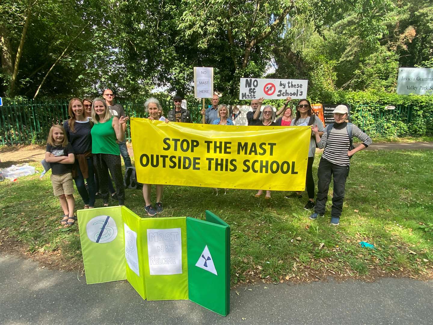 Families protest at the location of a 5G mast close to schools