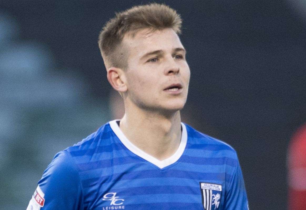 Former Gillingham Midfielder Jake Hessenthaler Signs For League Crawley Town