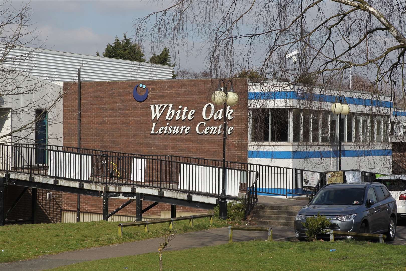 The old White Oak Leisure Centre in Swanley is being replaced in a £20m build