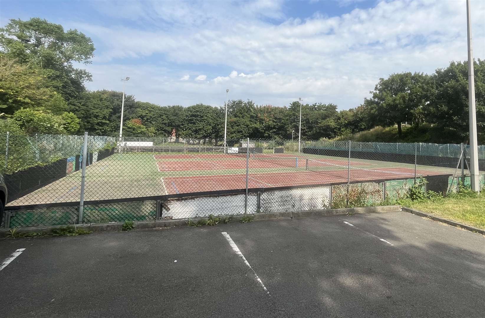 Folkestone Sports Centre was home to a wide variety of facilities, including tennis courts and a ski slope