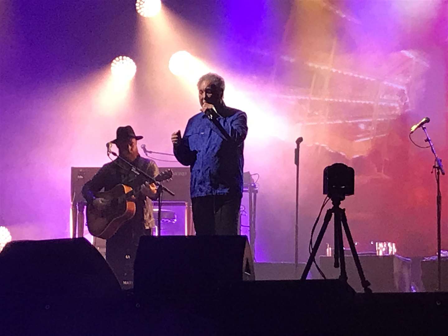 Sir Tom Jones at the Hop Farm last night