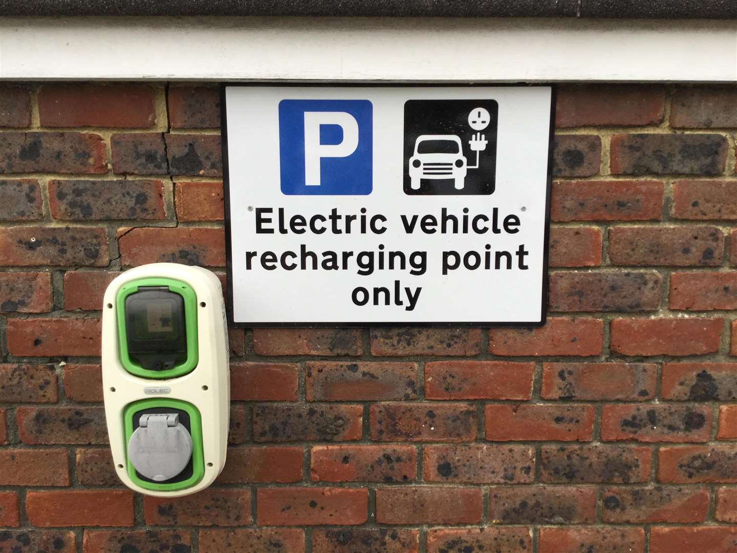 Electric charging points will be installed across Canterbury, Whitstable and Herne Bay