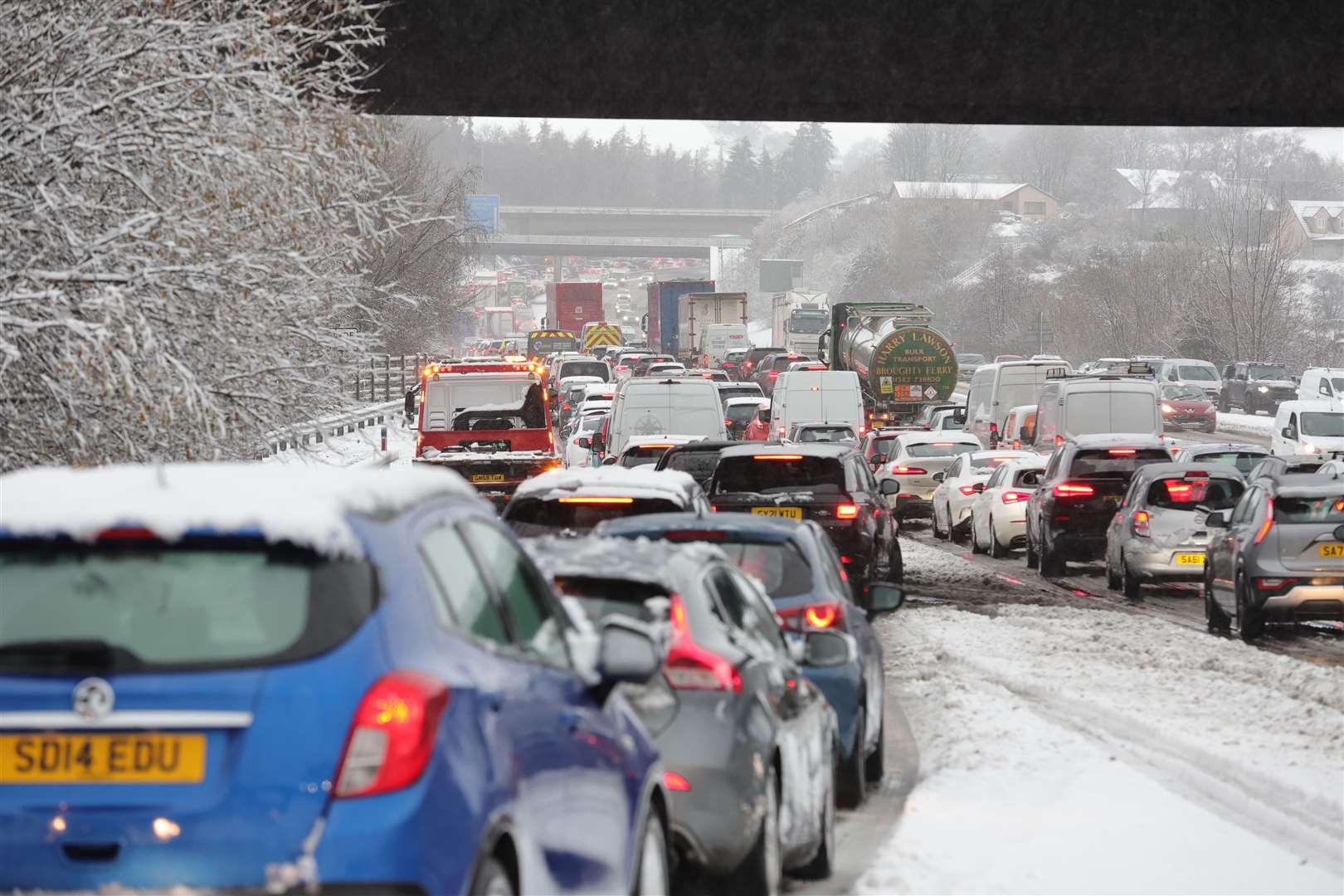 Traffic at a standstill in bad weather conditions on the M80 near Castlecary, North Lanarkshire (Steve Welsh/PA)