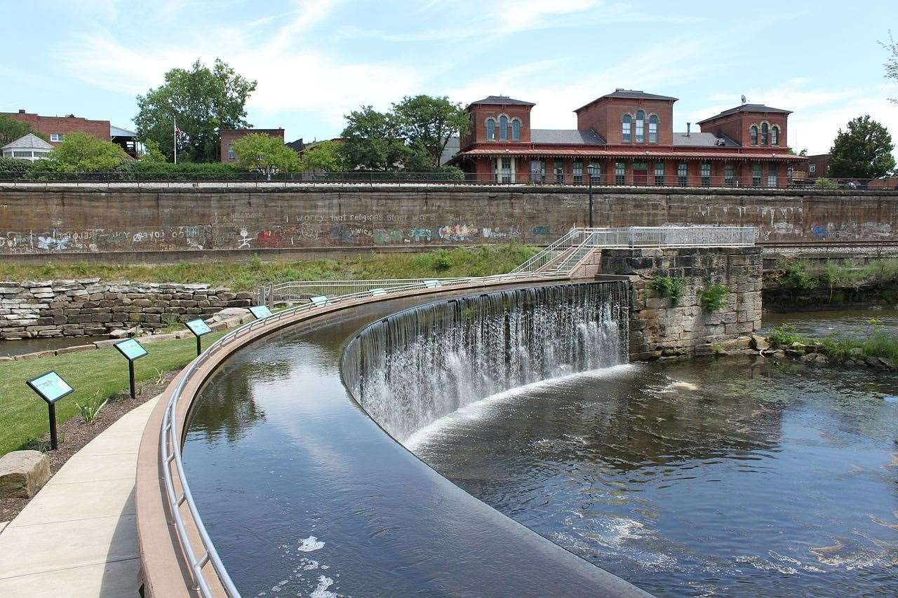 Some of Kent, Ohio's landmarks include the 1875 rail depot and 1836 arch dam. Picture: Pacificboyksu