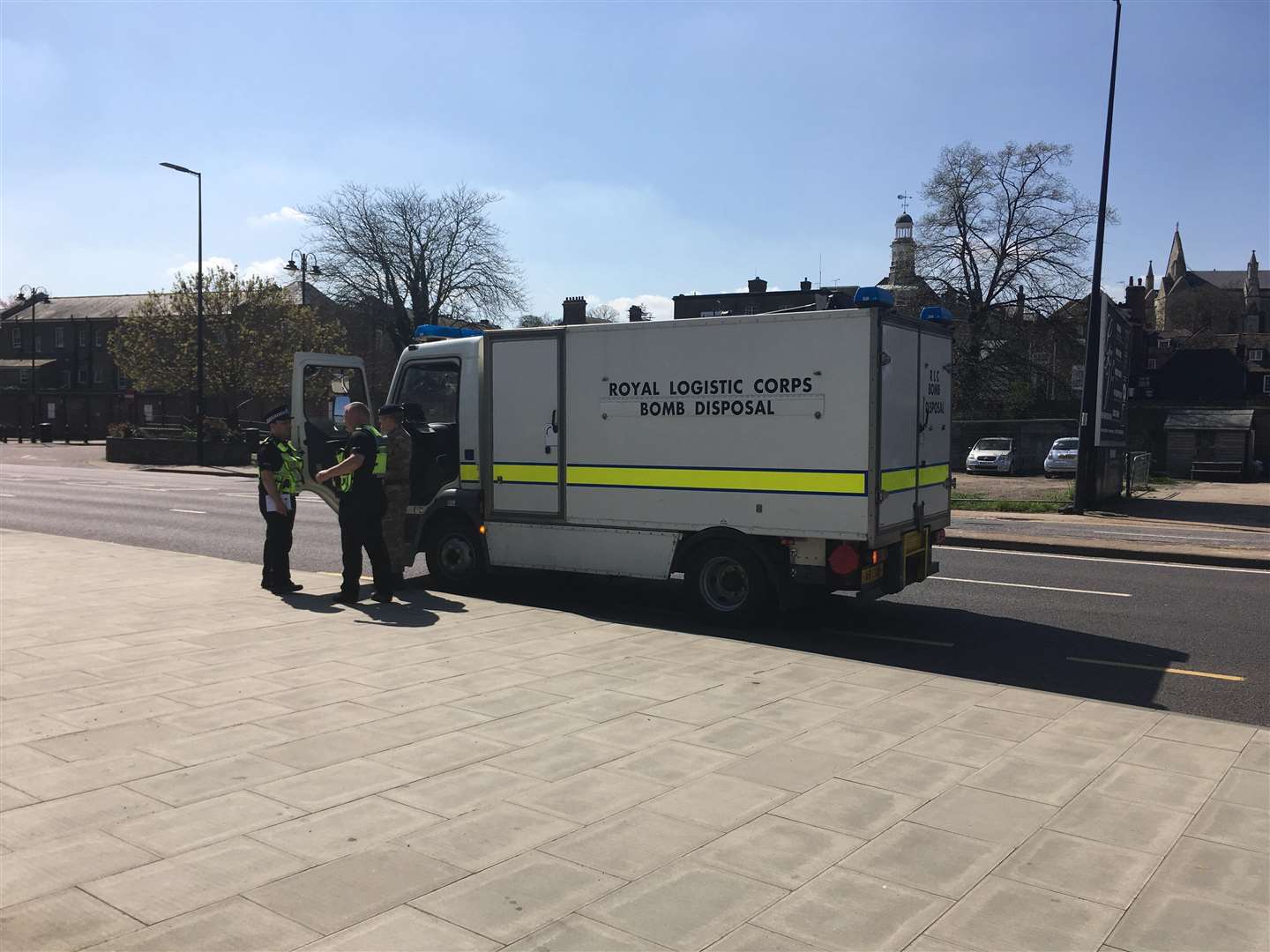 Second world war bomb discovered at Rochester station (1576635)